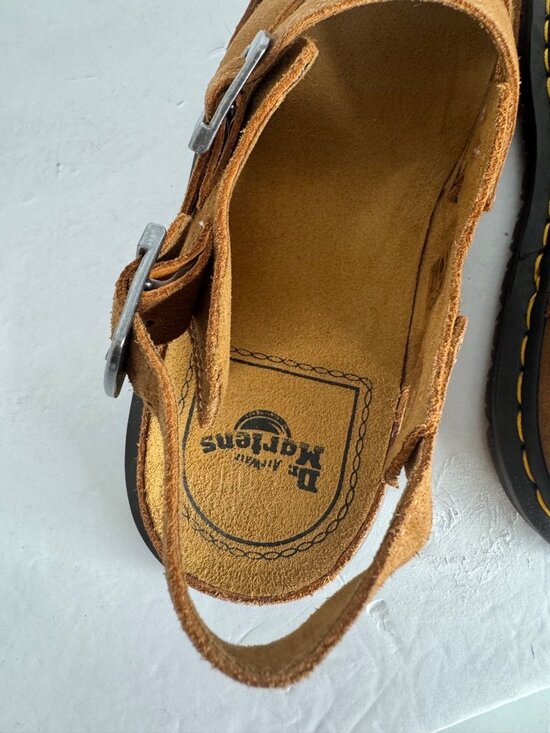 Dr. Martens Archive Sandal Fisherman Tan Plush Suede EU 44 US Men\'s 11 Ladies 12